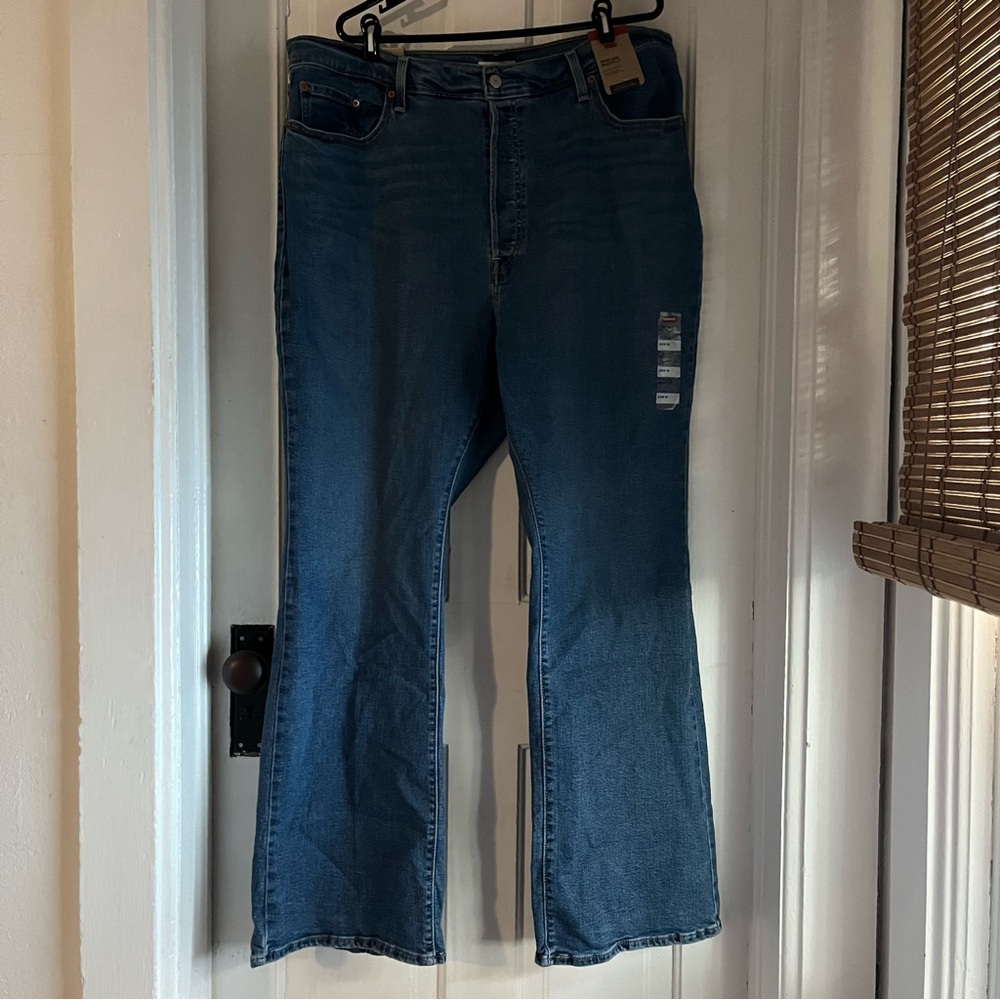 Levi’s Ribcage Button Fly Bootcut Womens Jean New Plus Size 24W